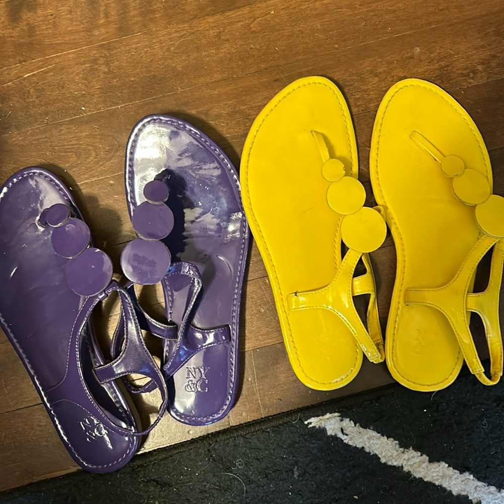 NYC Sandals Size 8